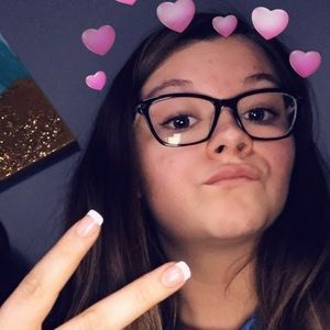 Meet your Posher, Mikayla